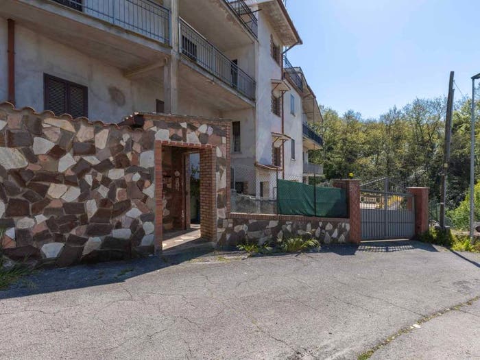 Appartamento con 5 locali in vendita in Via del Porto, Gavignano Sabino, Forano