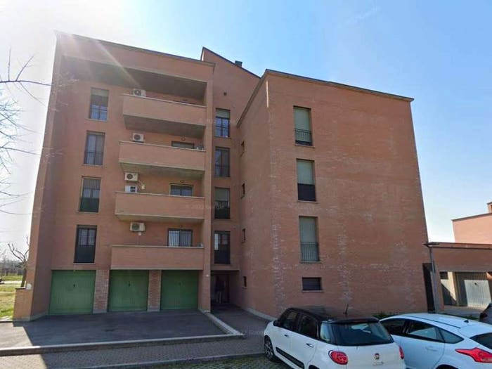 Appartamento con 6 locali in vendita in via Umberto Saba A, Centro, Montecchio Emilia