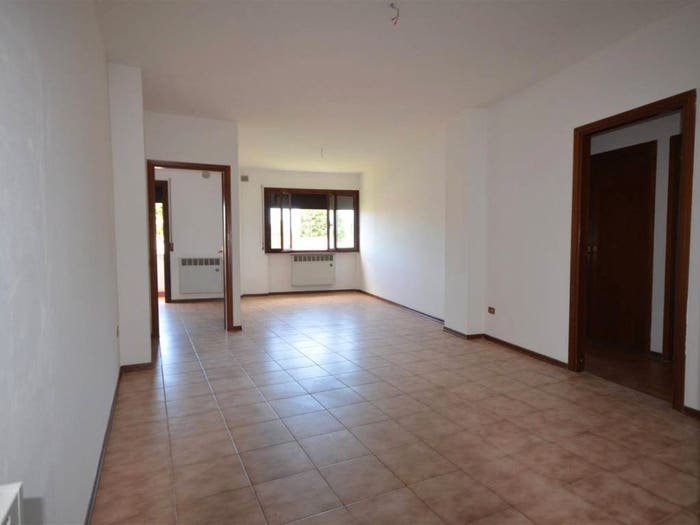 Appartamento quadrilocale in vendita in Via degli Olmi, Castelfranco Veneto