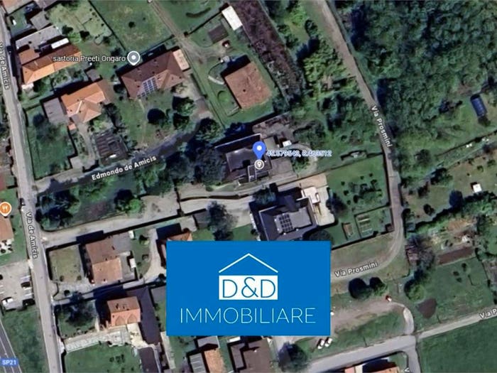 Appartamento con 6 locali in vendita in Via De Amicis, Centro, Cureggio