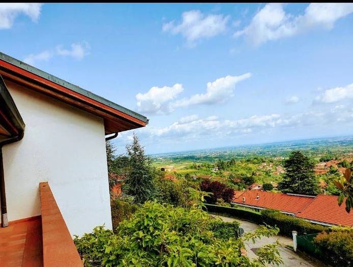Casa con 6 locali in vendita in Via Barbara Allason, Pecetto Torinese