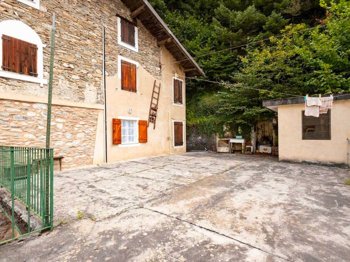 Appartamento quadrilocale in vendita in Via Provinciale, Marmora