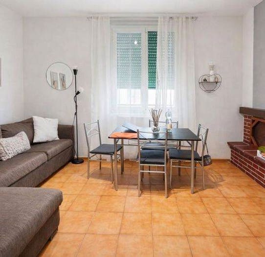 Appartamento quadrilocale in vendita in Via Venezia, Marina di Carrara, Carrara