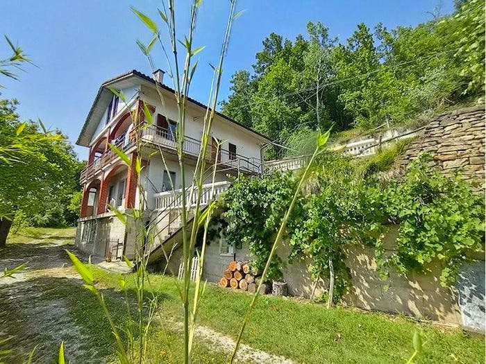 Casa con 6 locali in vendita in Castellino Tanaro