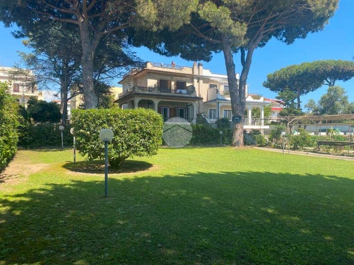 Casa quadrilocale in vendita in Via delle castalidi, Lido di Cincinnato Sirene, Anzio