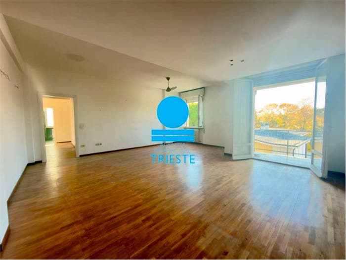 Appartamento con 5 locali in vendita in Porto, Pesaro