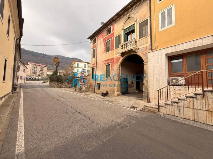 Casa con 5 locali in vendita in Barbarano Vicentino, Barbarano Mossano