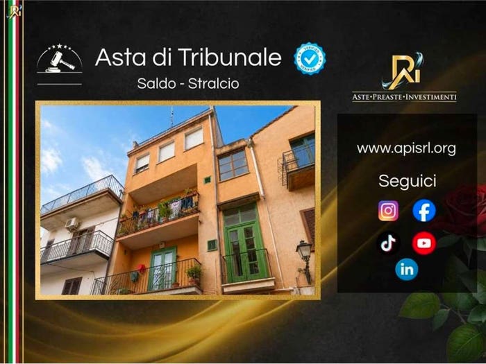 Appartamento con 6 locali in vendita in Via Garibaldi, Centro, Albanella