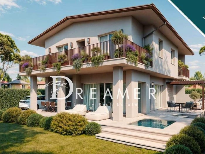 Casa con 6 locali in vendita in Via Cesare Battisti, Centro, Forte dei Marmi
