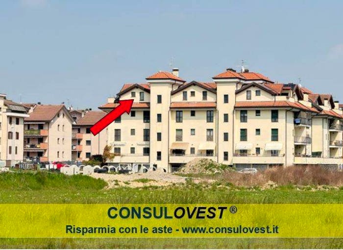 Appartamento trilocale in vendita in Via Papa Giovanni Paolo II, Landriano