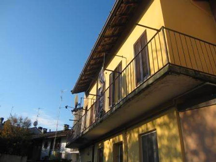 Appartamento trilocale in vendita in Via Camillo Benso di Cavour, Centro, Casalpusterlengo
