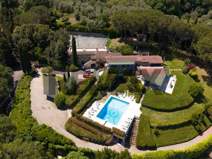 Casa con 6 locali in vendita in Agazzi, Arezzo