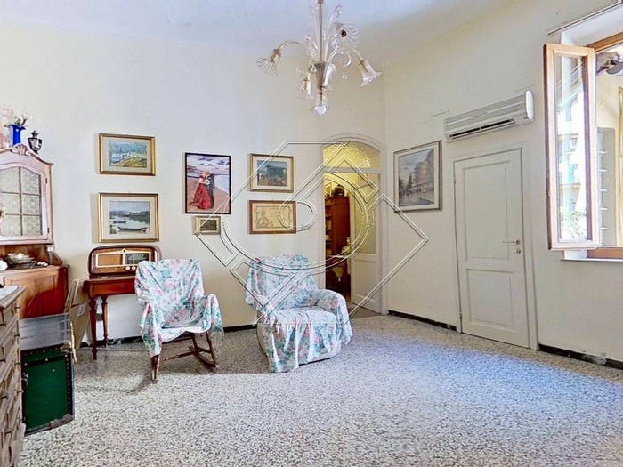 Appartamento con 5 locali in vendita in Via Alessandro Marchetti, Campo di Marte, Firenze