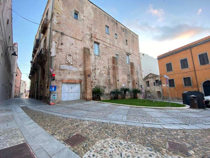 Appartamento bilocale in vendita in Via Pietro Martini, Castello, Cagliari