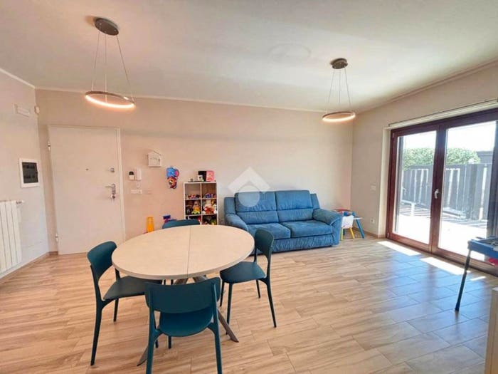 Casa quadrilocale in vendita in VIA REA SILVIA, Villa Claudia, Anzio