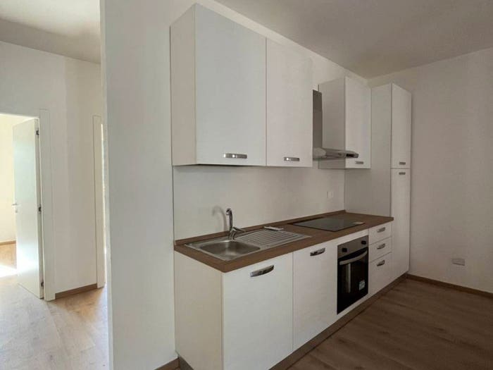 Appartamento con 5 locali in vendita in Piazza La Torre, Castiglione D'Intelvi, Centro Valle Intelvi