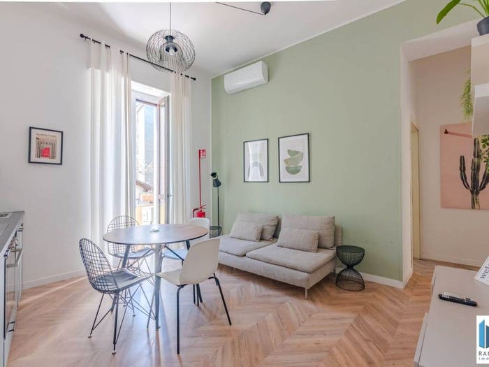 Appartamento trilocale in vendita in Corso di Porta Romana, Quadronno Crocetta, Milano
