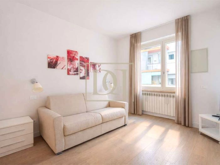 Appartamento monolocale in vendita in Corso di Porta Nuova, Turati, Milano