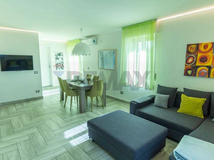 Appartamento trilocale in vendita in via san marco, Calatabiano
