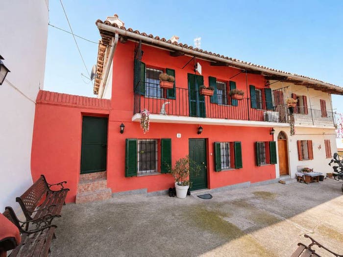 Casa quadrilocale in vendita in Via della Vittoria, Castellinaldo d'Alba