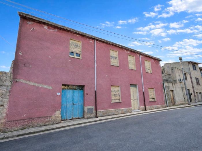 Casa con 5 locali in vendita in Via Giuseppe Atzeni, Centro, Senorbì