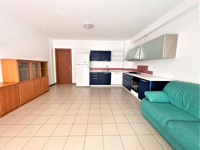 Appartamento trilocale in vendita in Tavernelle, Ancona