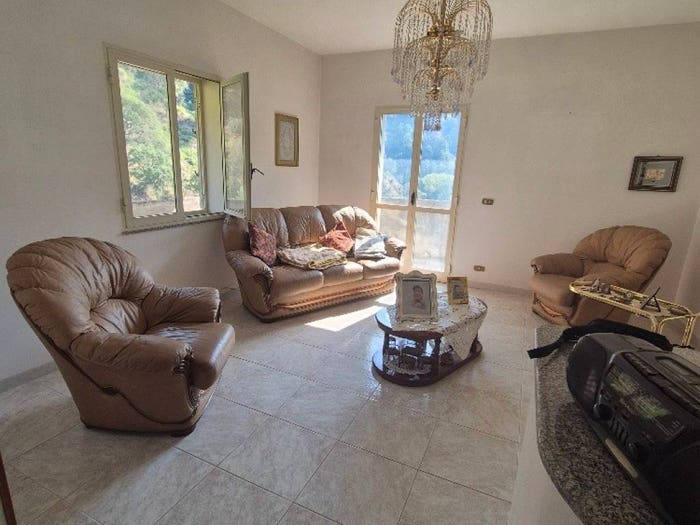Appartamento quadrilocale in vendita in Strada Provinciale Trunca Santa Venere, Ravagnese, Reggio Calabria