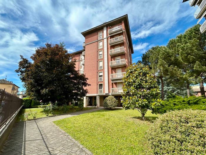 Appartamento quadrilocale in vendita in Via Giuseppe Romita, Centro, Acqui Terme
