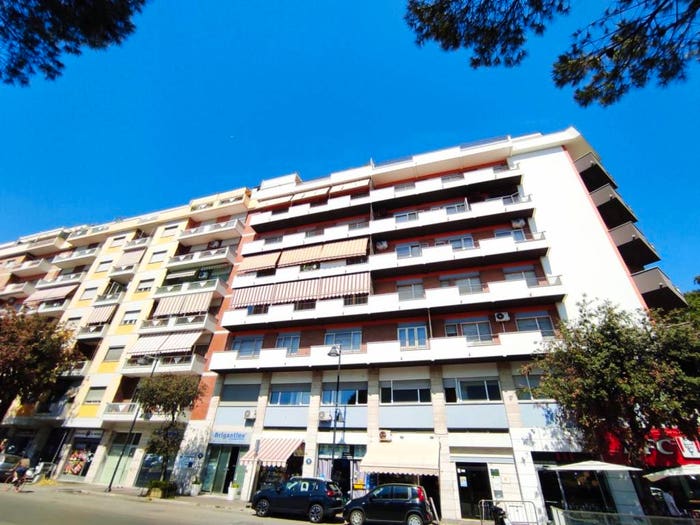 Appartamento con 5 locali in vendita in Corso Vittorio Emanuele II, Stazione Centrale Corso Vittorio, Pescara
