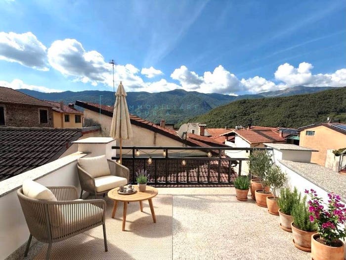 Casa quadrilocale in vendita in Ottano, Pornassio