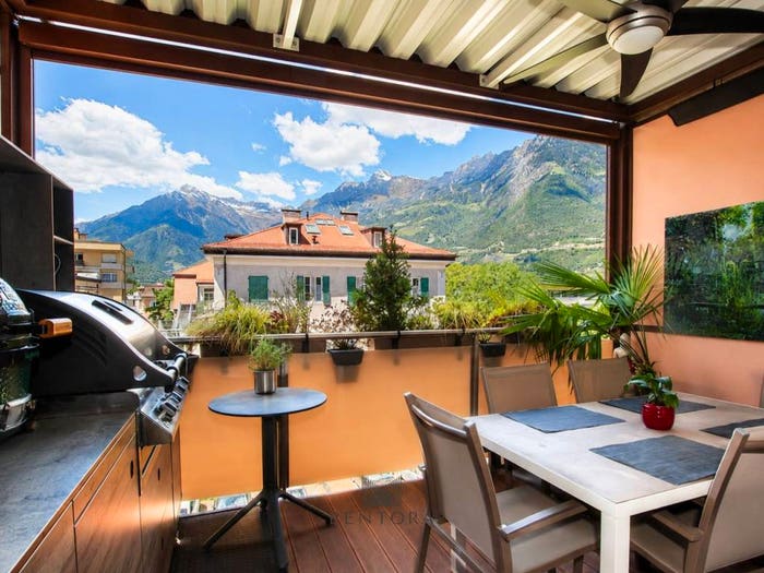 Appartamento trilocale in vendita in Centro, Merano