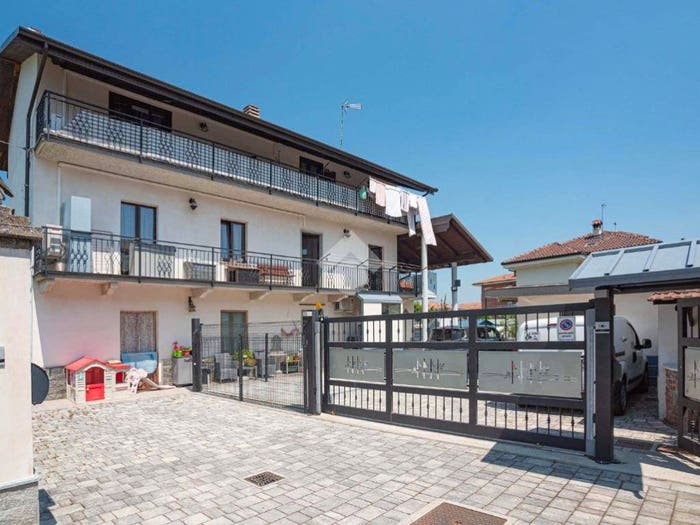 Casa con 6 locali in vendita in Via Gino Grazioli, Centro, Nole