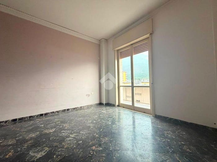 Appartamento con 6 locali in vendita in Via Tenente Marco Pittoni, Pagani