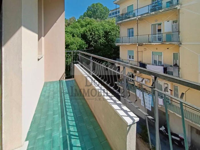 Appartamento con 5 locali in vendita in Via Carlo Swinburne, Quarto, Genova