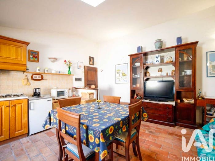 Appartamento trilocale in vendita in Via Umberto, Centro, Piancastagnaio