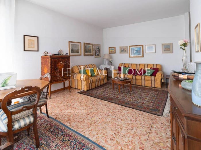 Appartamento trilocale in vendita in Viale A De Gasperi, Treviglio