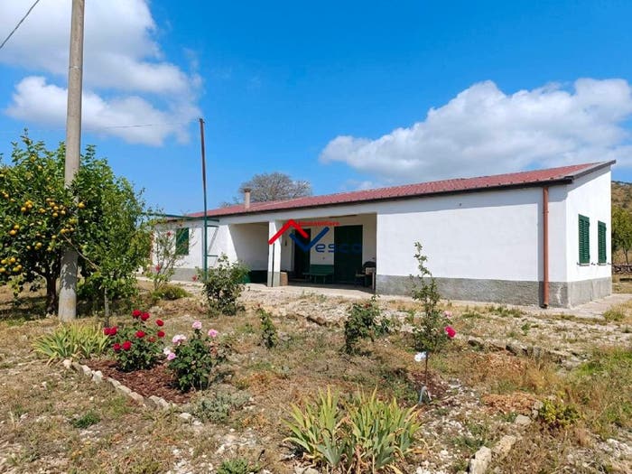 Casa con 5 locali in vendita in Semicentro, Alcamo