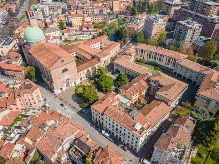 Appartamento trilocale in vendita in piazza petrarca, Savonarola Ponte Molino, Padova