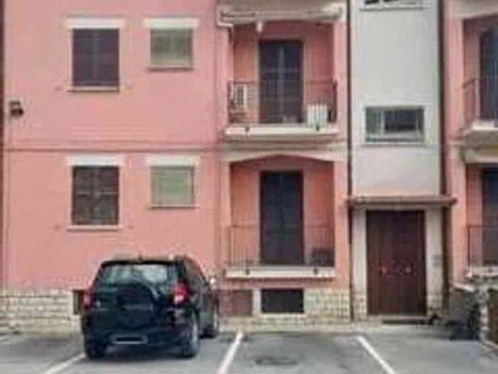 Appartamento con 5 locali in vendita in Via Brancaleoni, Centro, Piobbico
