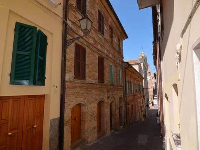 Casa con 6 locali in vendita in Via Del Cavaliere, Acquaviva Picena