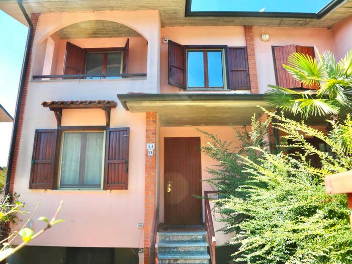 Casa quadrilocale in vendita in Via Marco Polo, Osio Sotto