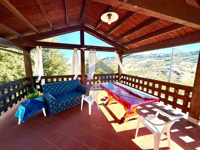 Casa con 6 locali in vendita in Contrada Valloni, Gessopalena