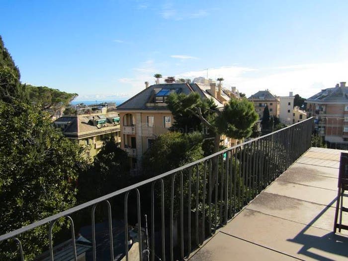Appartamento con 6 locali in vendita in Via San Giuliano, Albaro, Genova