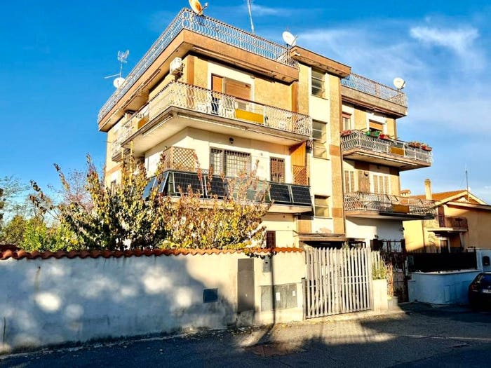 Appartamento bilocale in vendita in Via Giardinello, Borghesiana, Roma