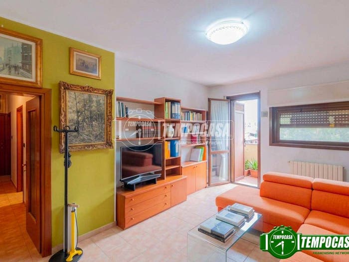 Appartamento trilocale in vendita in Via Harar, San Siro, Milano