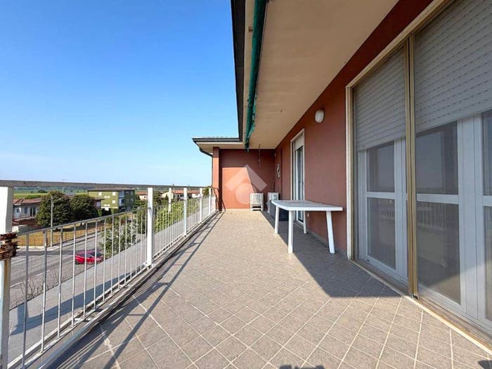 Appartamento trilocale in vendita in Via E Panni, Centro, Castelverde