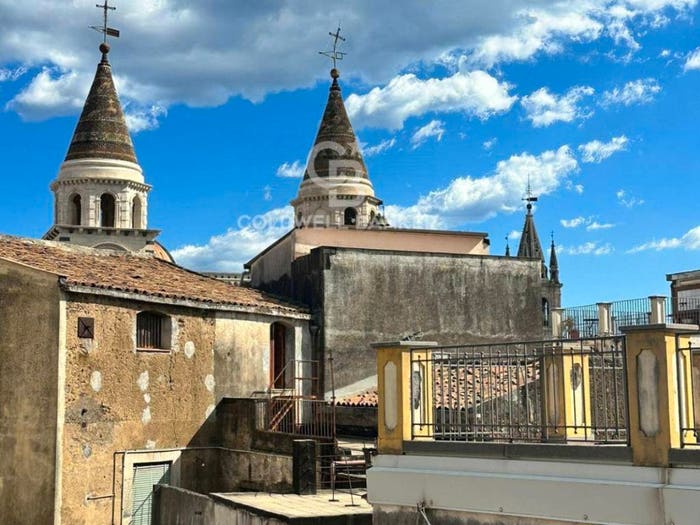 Appartamento quadrilocale in vendita in Via Topazio, Centro Storico, Acireale