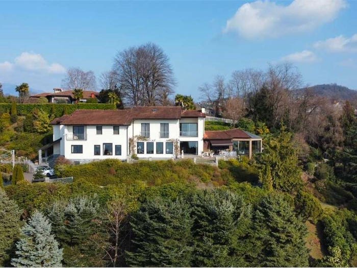 Casa con 6 locali in vendita in Bedero, Brezzo di Bedero