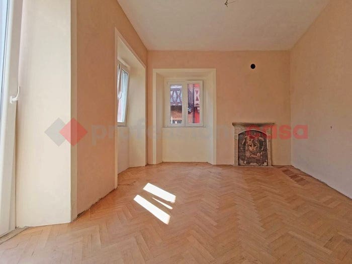Casa con 6 locali in vendita in via Italia, Carpugnino, BrovelloCarpugnino
