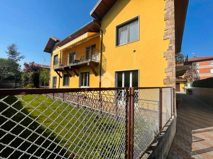 Appartamento trilocale in vendita in Via Adeodato Bossi, Valtesse, Bergamo
